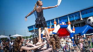 Arminis Sommerfest am 1. Mai auf dem Gelände der Schüco-Arena