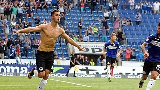 Arminia Bielefeld besiegt Regensburg mit 2:1