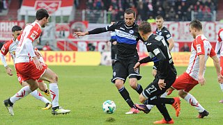 Arminia Bielefeld verliert in Regensburg 3:2