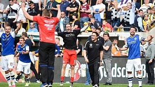 Wahnsinn: Arminia bleibt in der Zweiten Liga