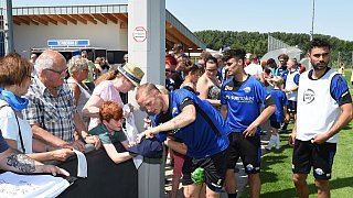 Paderborn: Trainingsuaftakt des SCP