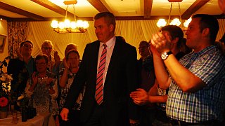 Oerlinghausen: Dirk Becker gewinnt Bürgermeisterwahl