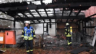 50 Feuerwehrleute löschen Brand in Österwiehe