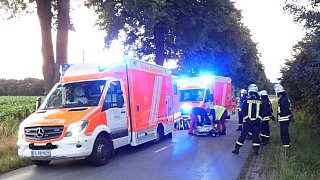 Auto überschlägt sich bei Unfall in Versmold