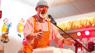 Bad Driburg: Herrensitzung bei der Karnevalsgesellschaft Rot-Weiße Garde