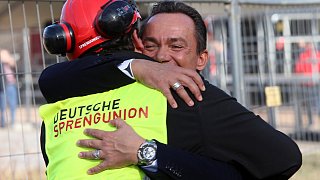Gütersloher Abrissunternehmer Hagedorn sprengt Kraftwerk Knepper im Ruhrgebiet