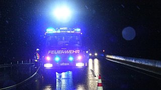 19-Jährige verletzt sich bei Unfall auf der A33 bei Halle