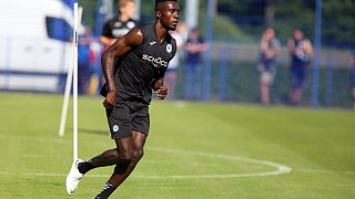Arminia: Fans begrüßen Neuzugänge beim Trainingsauftakt 2018