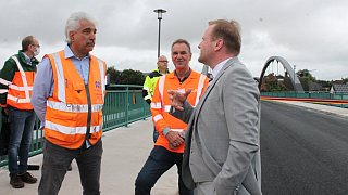 Beverungen: Eröffnung der Weserbrücke und Protestkorso