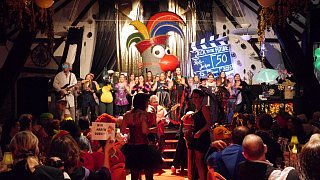Rödinghausen: Zeitreise durch den Karneval