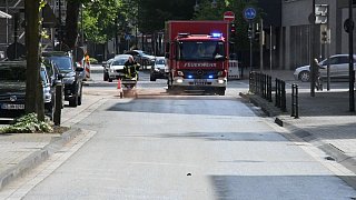 Kilometerlange Ölspur nach Unfall in Gütersloh