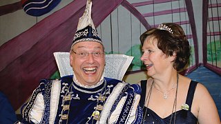 Beverungen: Carnevalsverein Weserbrücke Beverungen feiert Eröffnungsball