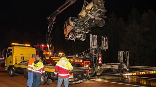 Bielefeld: Lkw-Brand auf der Autobahn 2