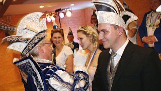 Beverungen: Carnevalsverein Weserbrücke Beverungen feiert Eröffnungsball