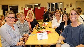 Erster Ehemaligenabend der Schulen St. Michael