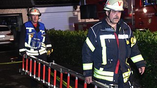 Zwei Verletzte bei Garagenbrand in Sürenheide