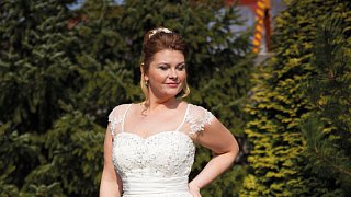 Brautmode 2015: Lässige Hippiekleider und sexy Einblicke
