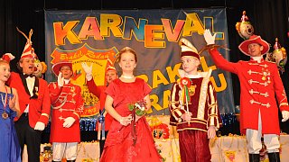 Brakel: Carsten Reineke und Anna Tölle als Kinderprinzenpaar in Brakel feierlich proklamiert