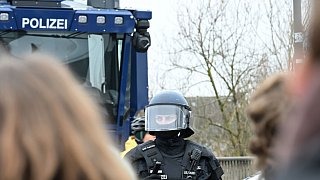 Massenprotest gegen AfD-Jugend in Gießen