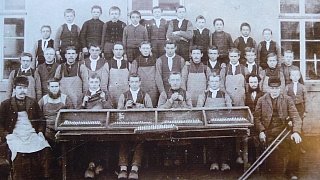 Löhne: Zigarrenfabriken in Mennighüffen