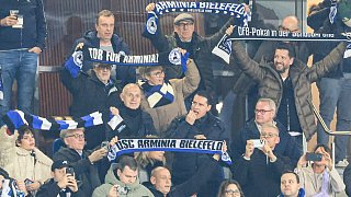 Arminia Bielefeld schlägt Werder Bremen 2:1.