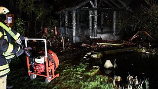 Gartenhaus in Friedrichsdorf abgebrannt