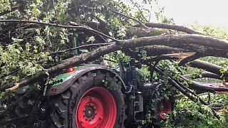 Schwere Gewitter in NRW - Feuerwehren im Dauereinsatz