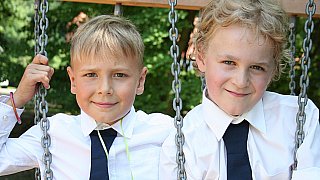 Paul Maar besucht Sommerfest der Grundschule Hiddenhausen