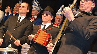 Große Karnevalsgala im Bergdorf Pömbsen