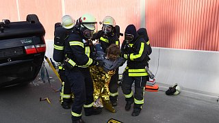 Katastrophenschutzübung auf der A 33 zwischen Halle und Borgholzhausen