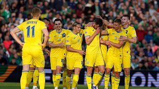 Heftige Pleite für Polen - Ukraine siegt in Irland