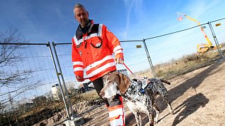 Gütersloher Abrissunternehmer Hagedorn sprengt Kraftwerk Knepper im Ruhrgebiet