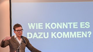 Arminia: Präsidium wieder gewählt und Stadionverkauf zugestimmt