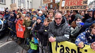 Bielefeld: 14.000 Demonstranten pfeifen Neonazis aus der Stadt