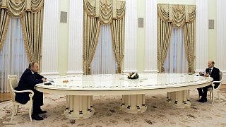 Scholz in Putins Saal der Weltpolitik