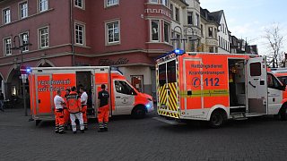 Feuerwehr löscht Zimmerbrand in Gütersloh