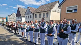 Die erste Schützenkönigin in Ovenhausen