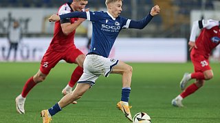 Arminia Bielefeld schlägt Viktoria Köln 2:0.