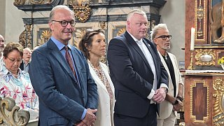 Höxter: Wetterbedingter Umzug für das Vitusfest in Corvey