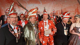 Warburg: Prunksitzung in Ossendorf ist Publikumsmagnet