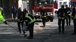 Kilometerlange Ölspur nach Unfall in Gütersloh