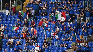 Fußball-EM mit Show vor Italien-Türkei eröffnet