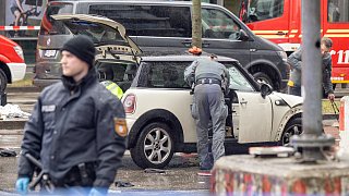 Mutmaßlicher Anschlag in München – Auto in Menschengruppe gefahren