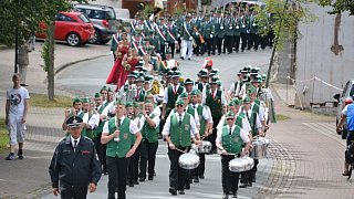 Bad Driburg: Schützenfest der St.-Fabian und Sebastian-Schützenbruderschaft Neuenheerse