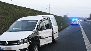 Schwerer Unfall durch Falschfahrerin auf der A33 bei Steinhagen