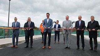 Beverungen: Eröffnung der Weserbrücke und Protestkorso