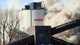 Gütersloher Abrissunternehmer Hagedorn sprengt Kraftwerk Knepper im Ruhrgebiet