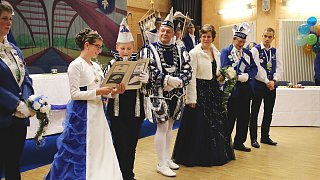 Beverungen: Carnevalsverein Weserbrücke Beverungen feiert Eröffnungsball