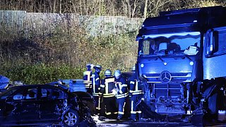 Lkw-Fahrer verursacht mehrere Unfälle in NRW