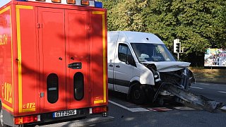 Rentner (89) bei heftigem Auffahrunfall verletzt
